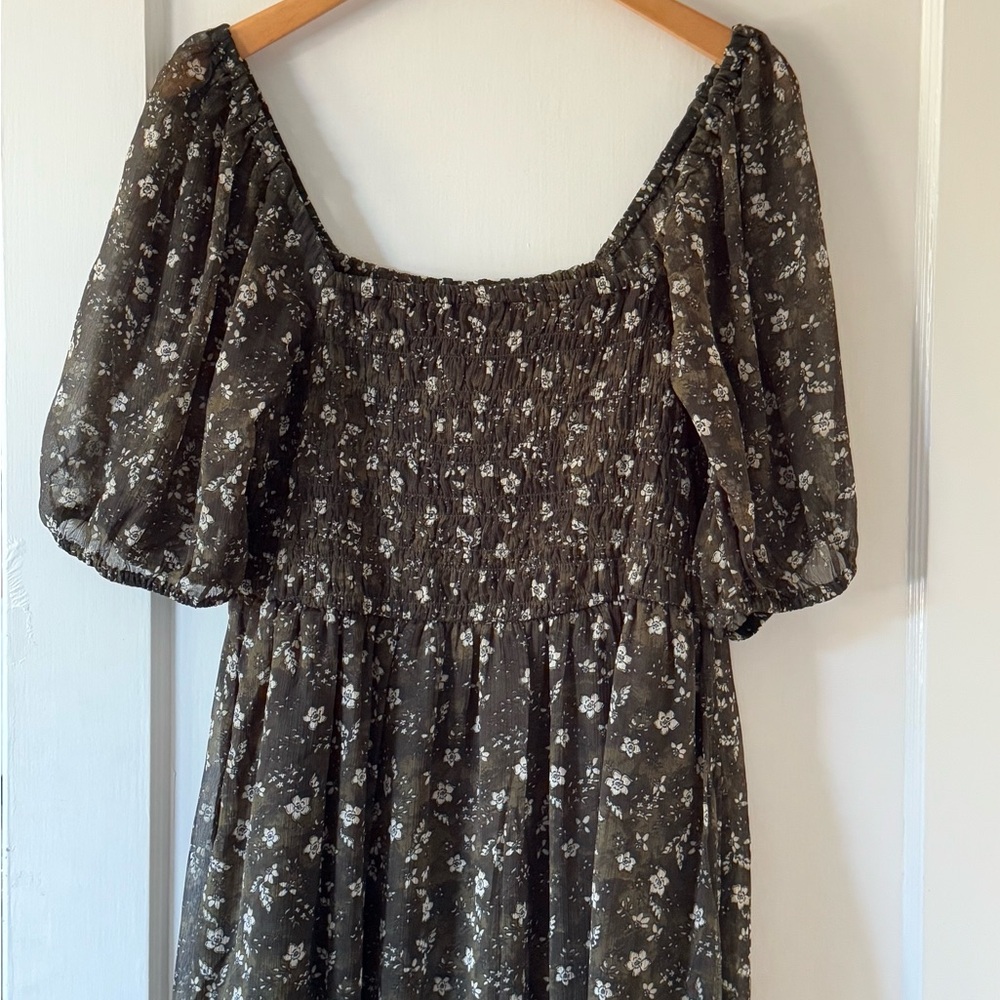 Old Navy | Floral Puff Sleeve Dress